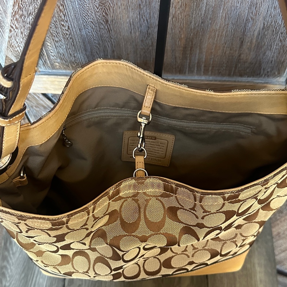 Coach F12518 Signature Jacquard and Leather Brown and Tan Shoulder Handbag - Picture 12 of 16